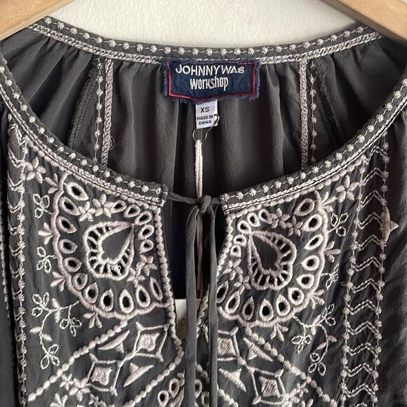 Johnny Was Workshop Luana Silk Peasant Blouse - Picture 6 of 16